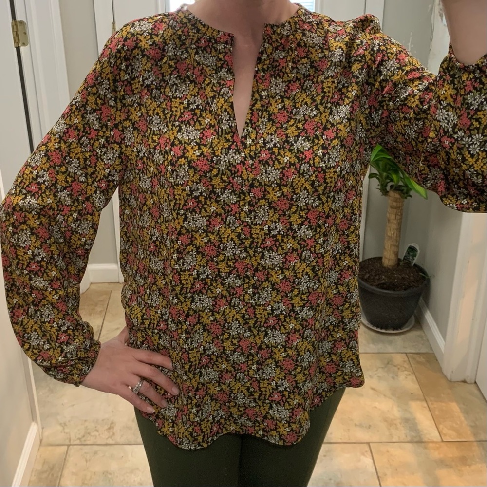 Ann Taylor LOFT Long Sleeve Floral Blouse